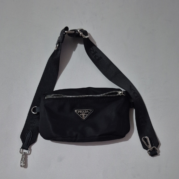 Prada Re-Nylon Belt Bag - Picture 3 of 11